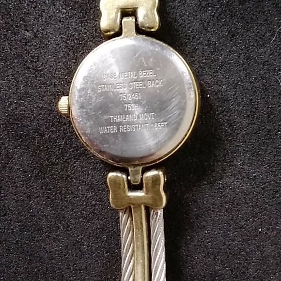 Armitron Bracelet Woman Watch - Picture 9 of 9